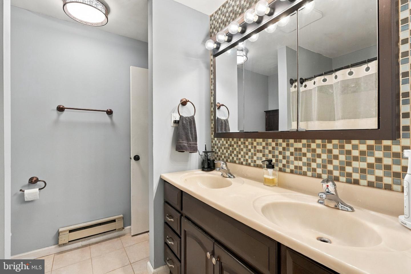 453 E Cardigan Ter #453 Property Photo 31