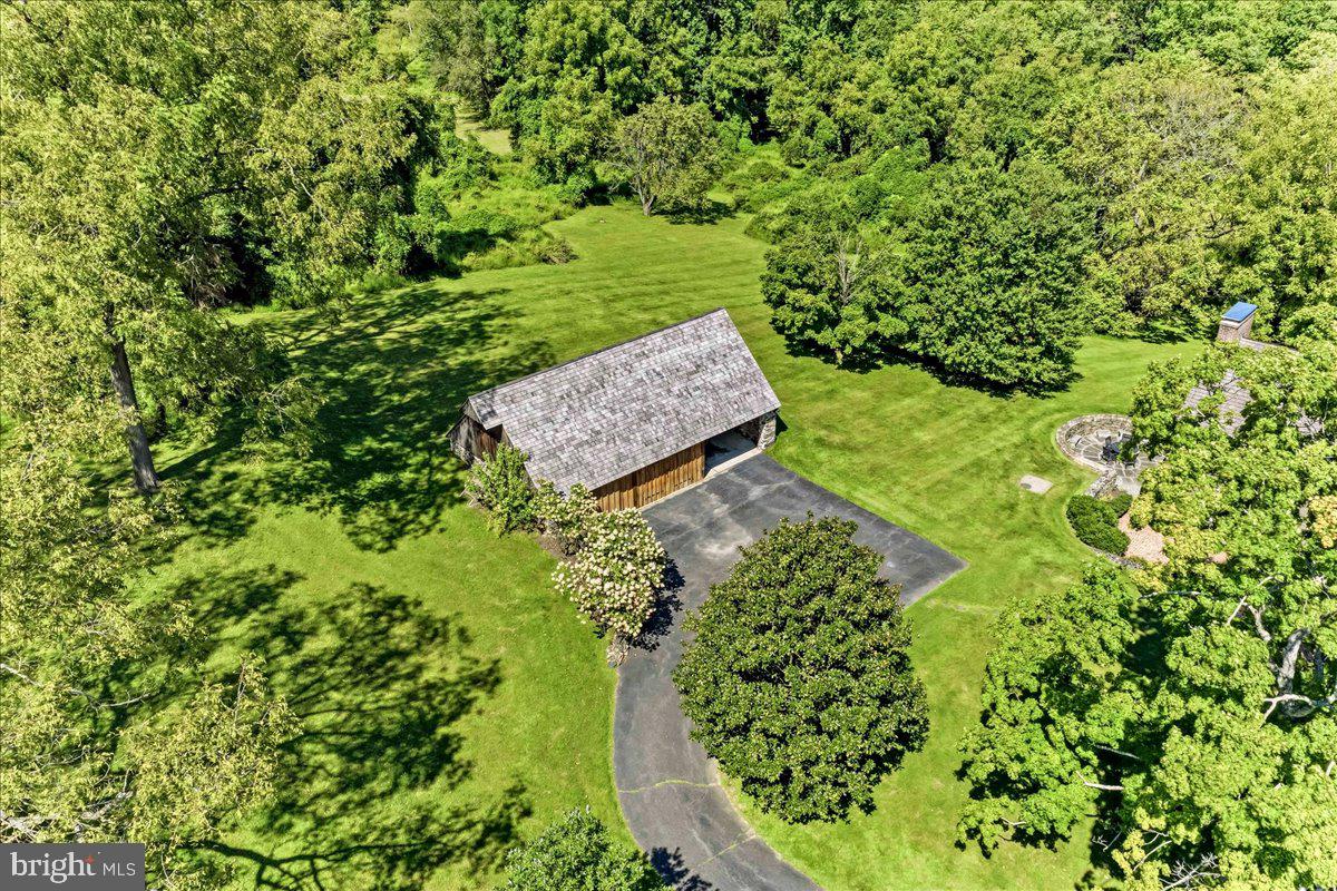 1001 Hickory Hill Rd Property Photo 58