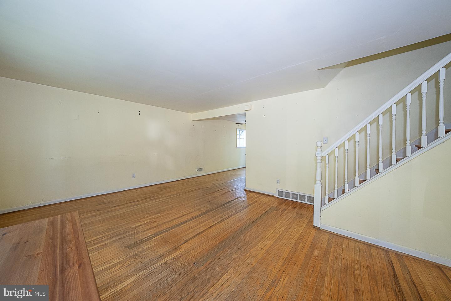 1 Sunset Dr Property Photo 7