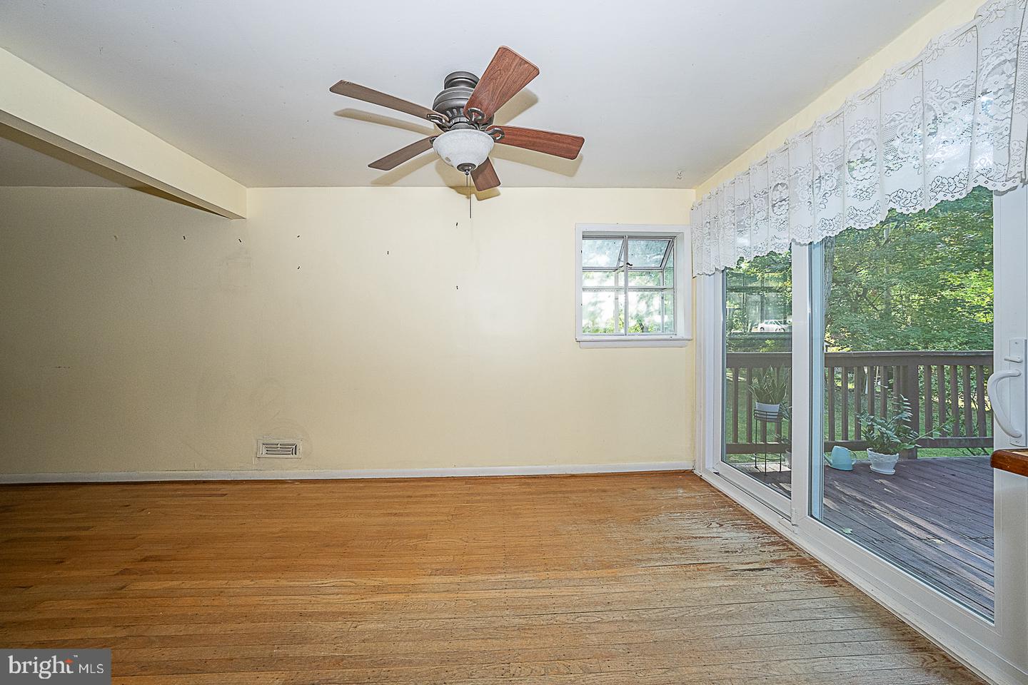 1 Sunset Dr Property Photo 11