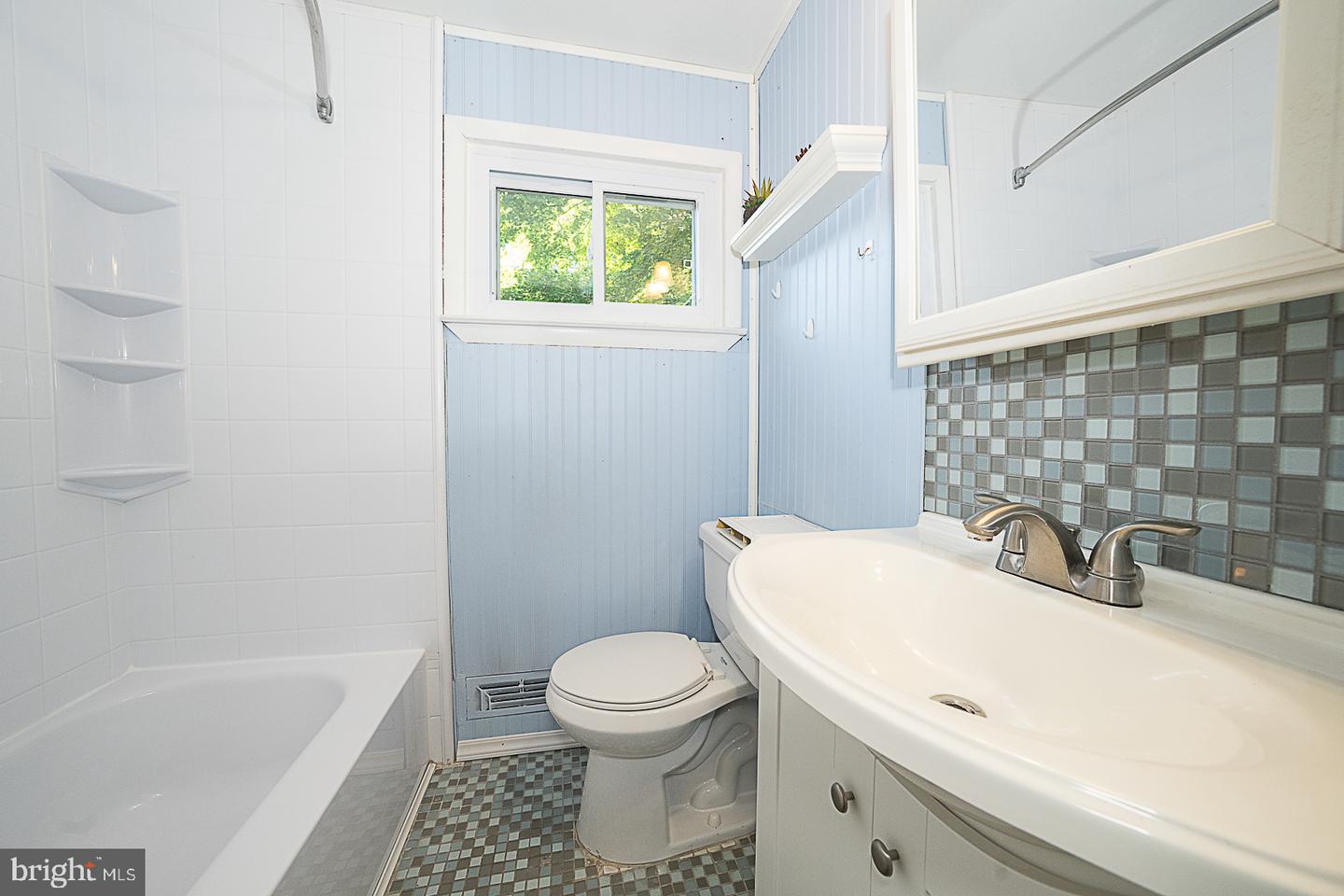 1 Sunset Dr Property Photo 19