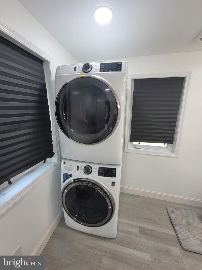 927 Mount Pleasant Ave Property Photo 9
