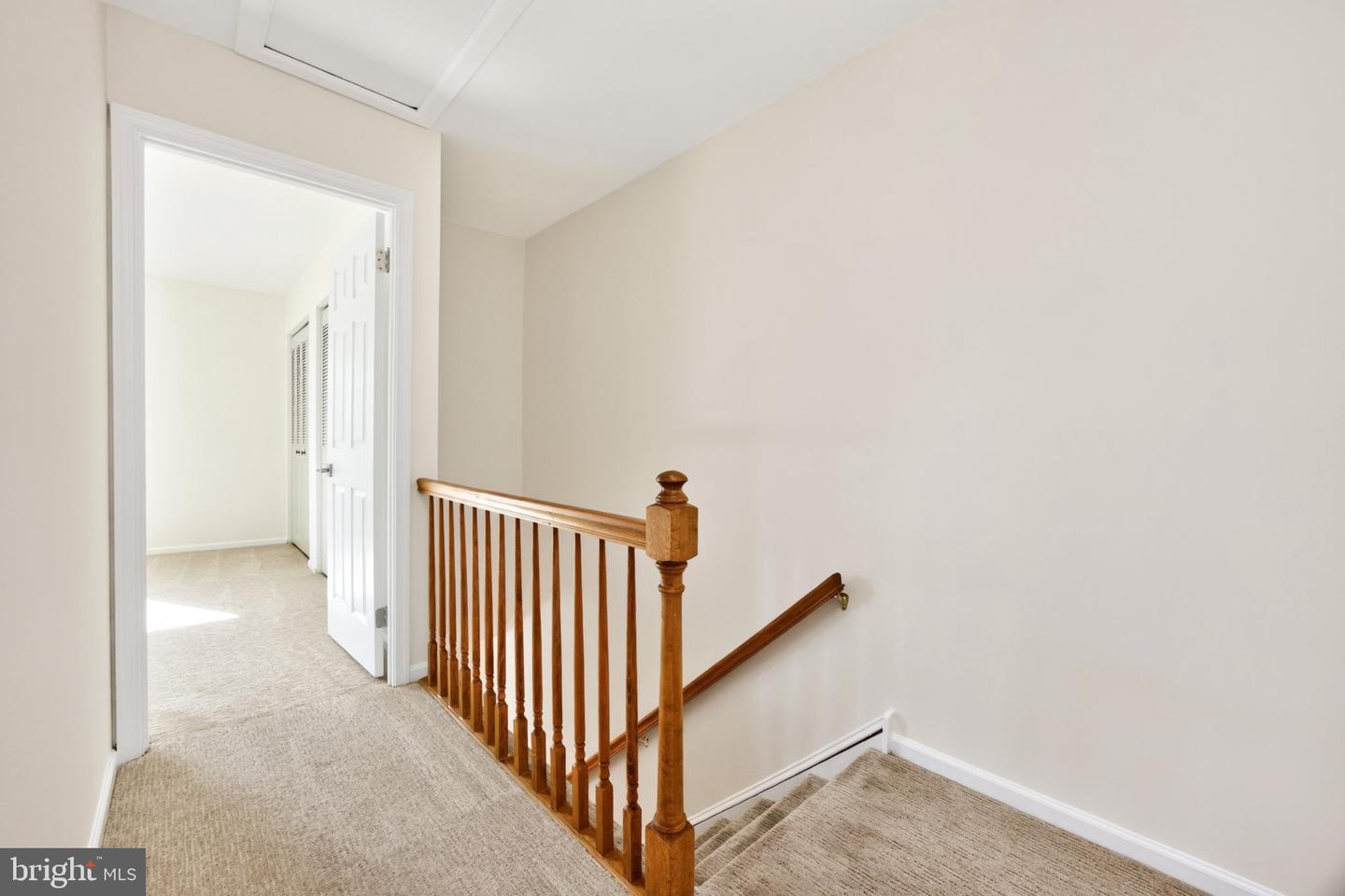 122 Pembroke Ct Property Photo 12