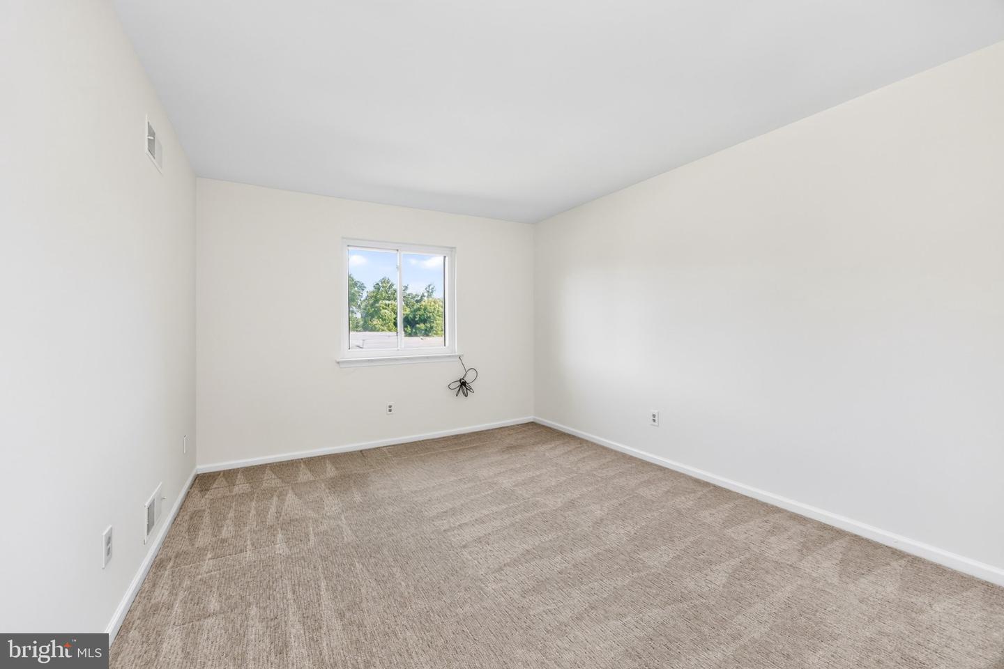 122 Pembroke Ct Property Photo 20