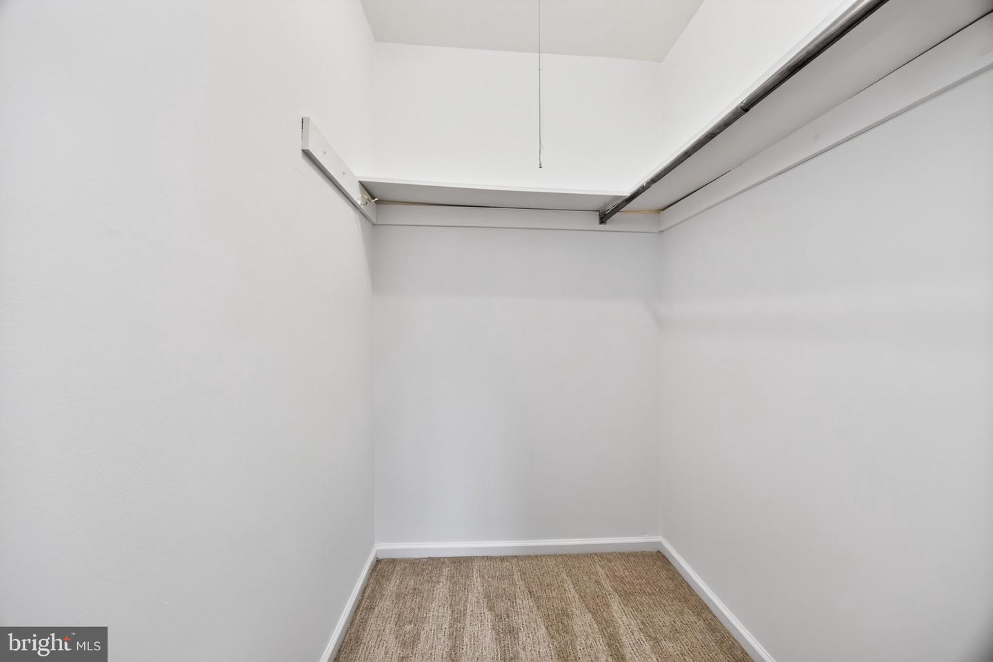 122 Pembroke Ct Property Photo 22
