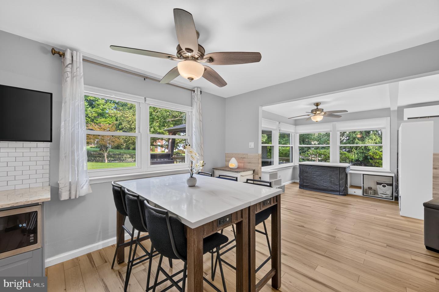1411 Merion Terrace Property Photo 12