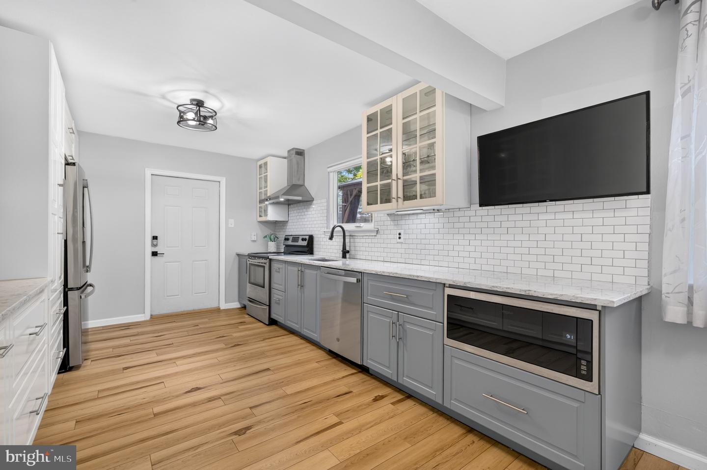 1411 Merion Terrace Property Photo 14
