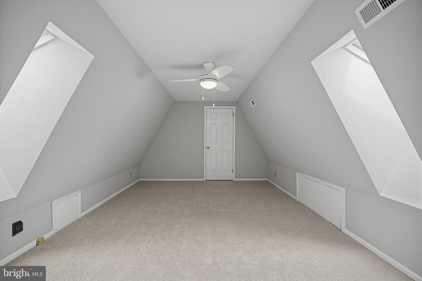 1703 Weatherstone Dr Property Photo 33