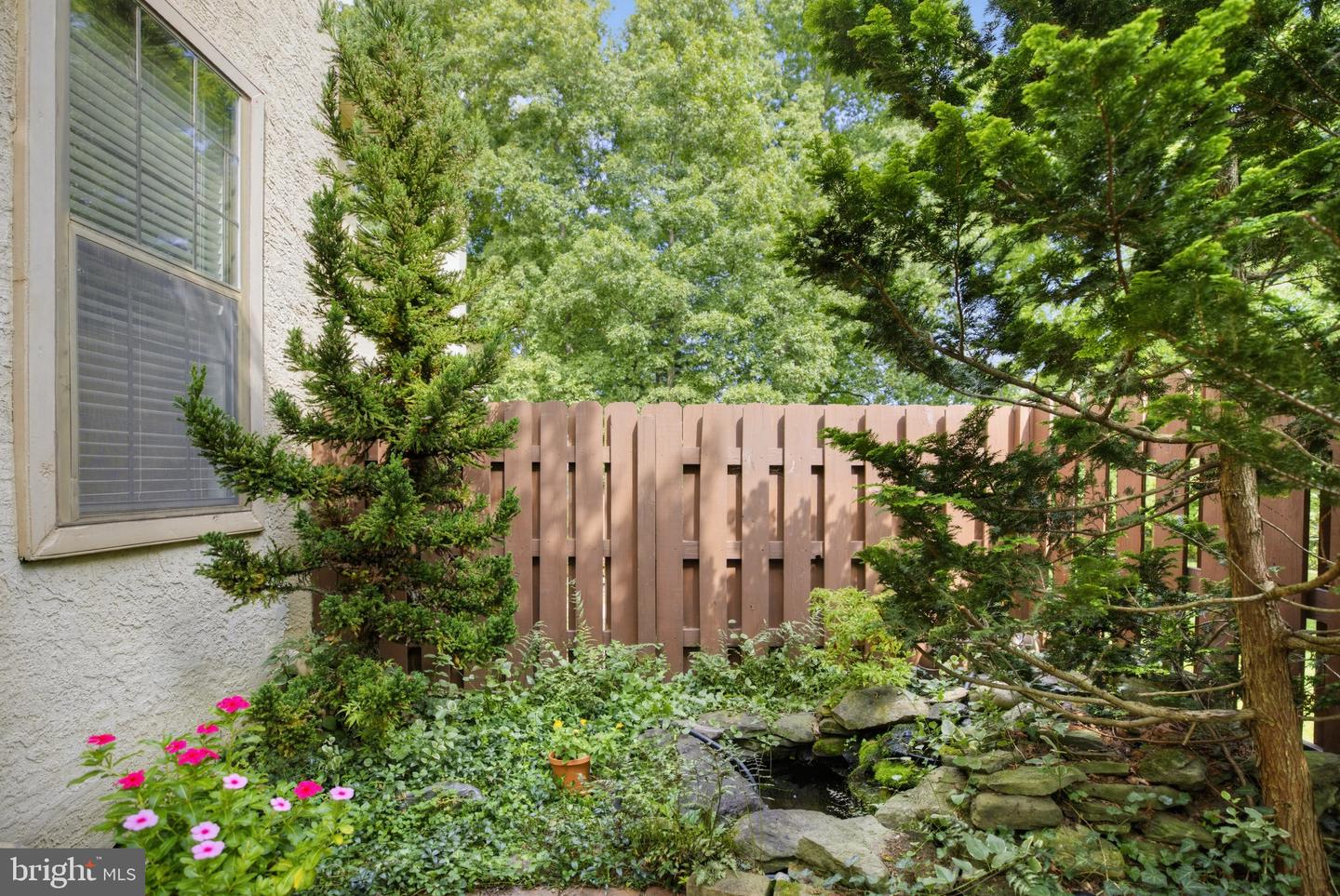 1703 Weatherstone Dr Property Photo 46