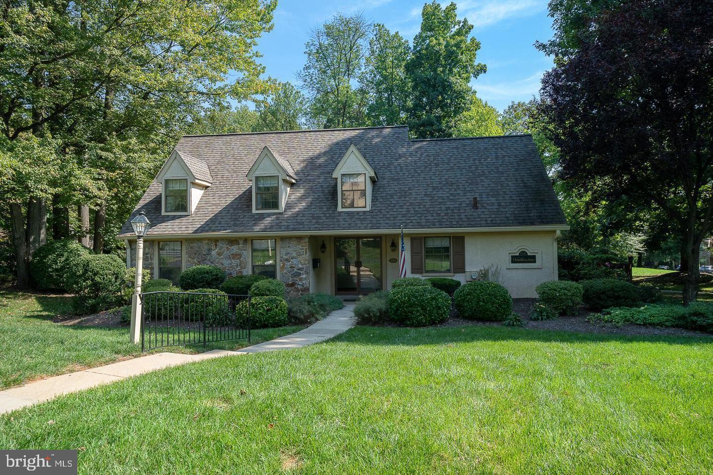 1703 Weatherstone Dr Property Photo 52