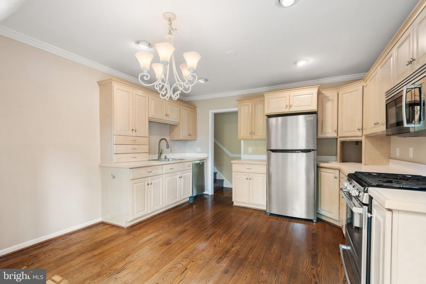 1560 Greenlawn Rd Property Photo 10