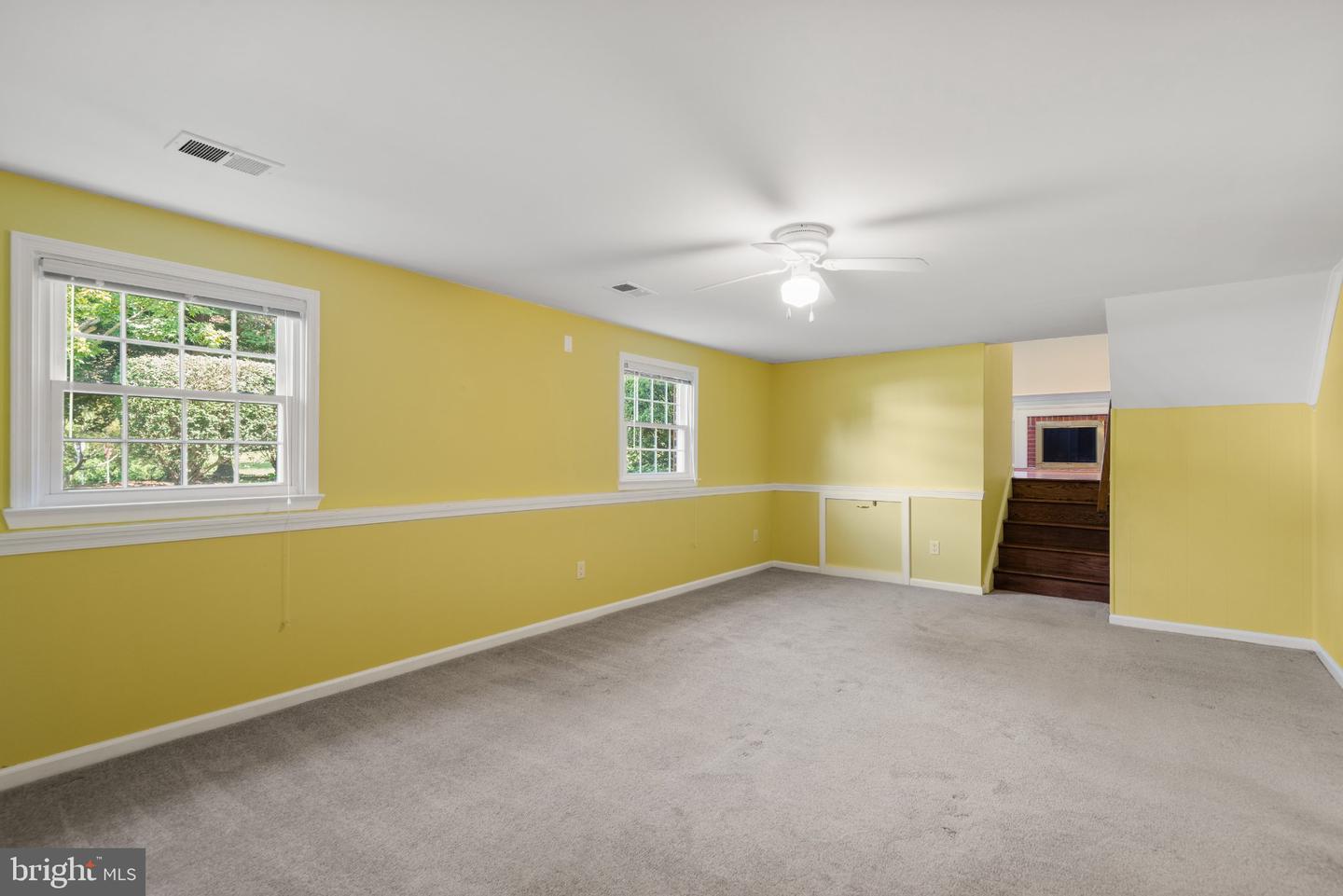 1560 Greenlawn Rd Property Photo 13