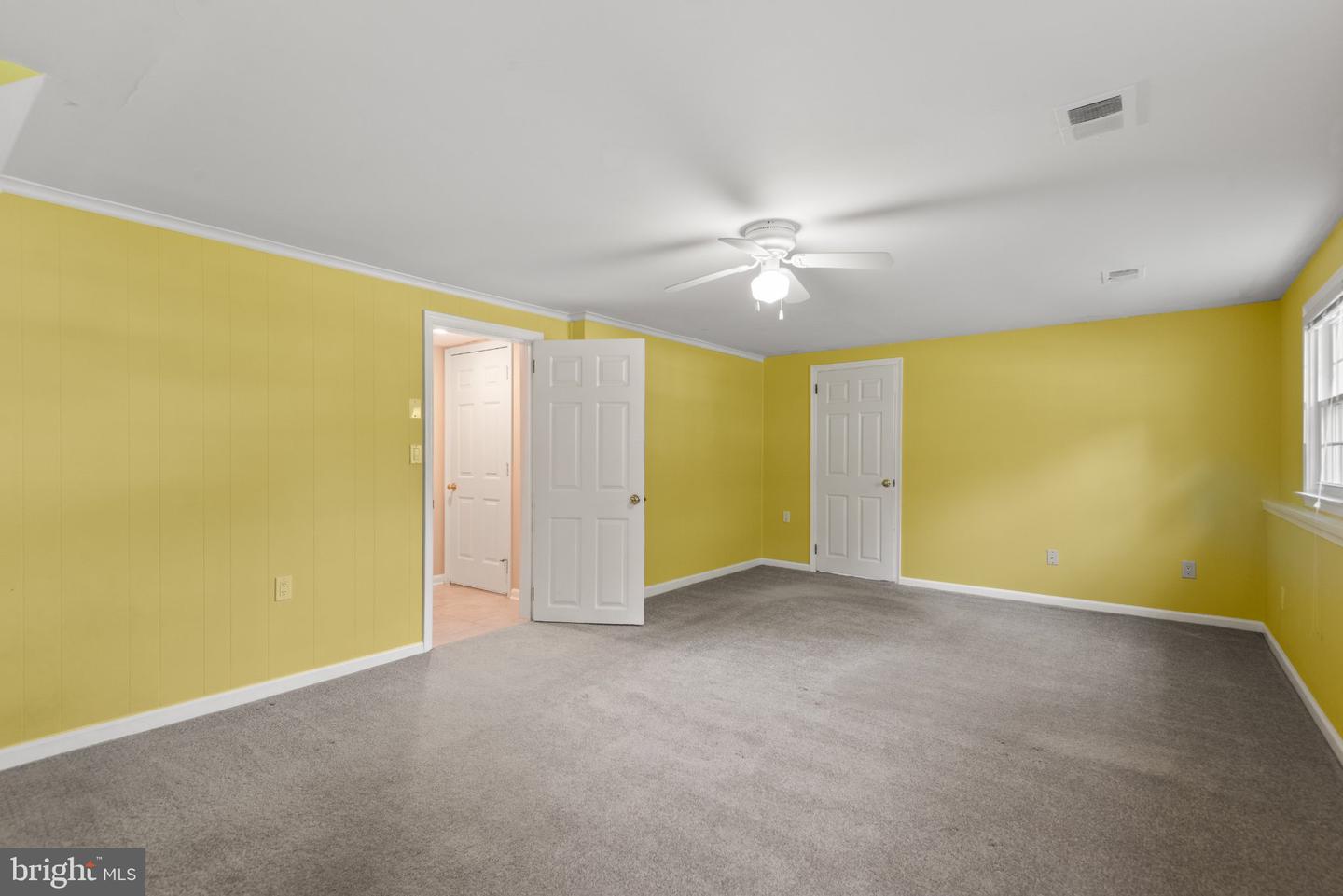 1560 Greenlawn Rd Property Photo 14