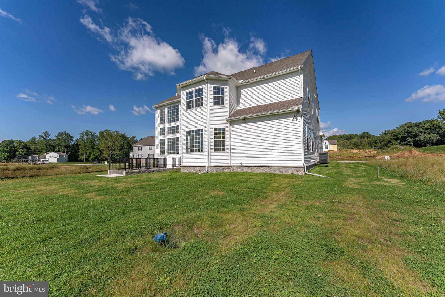 16 Mcknight Farm Ln Property Photo 78