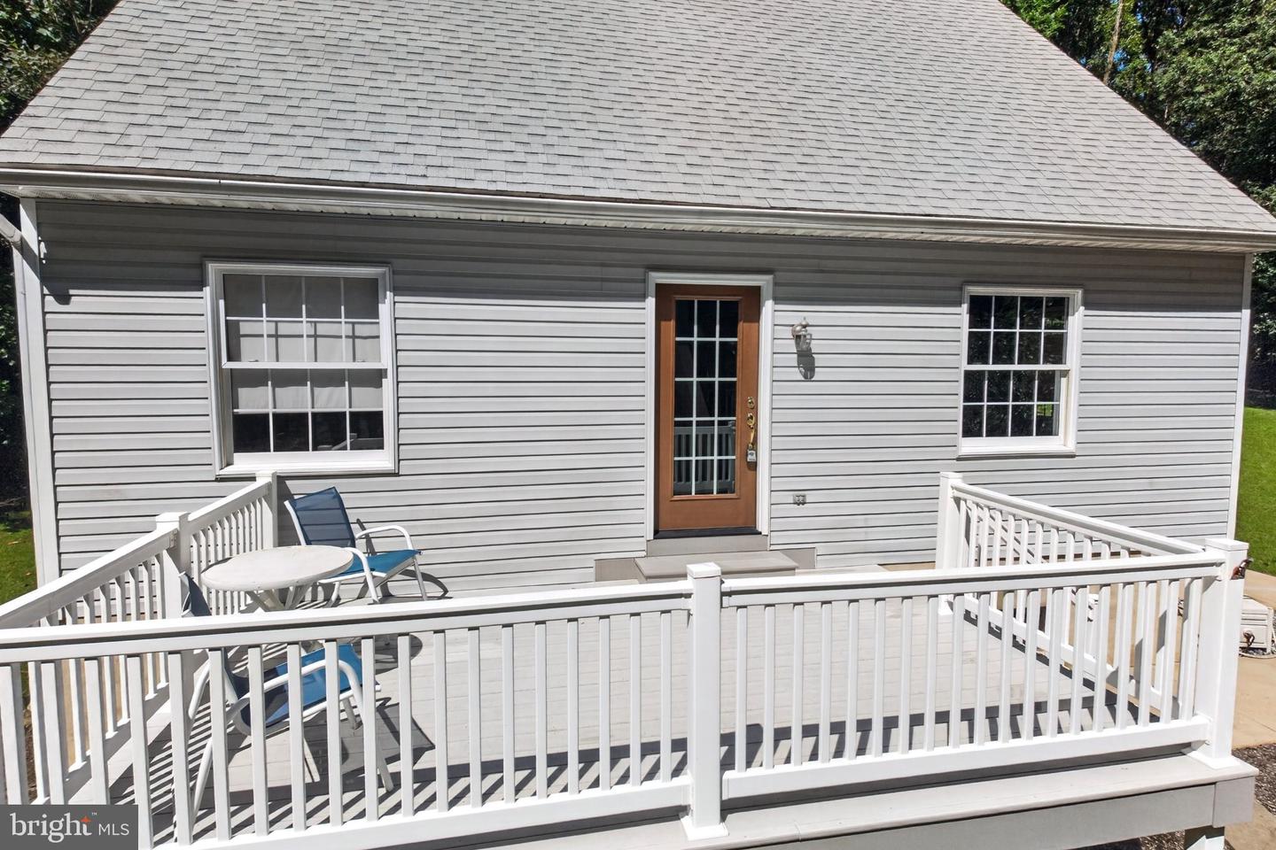 1332 Telegraph Rd Property Photo 2