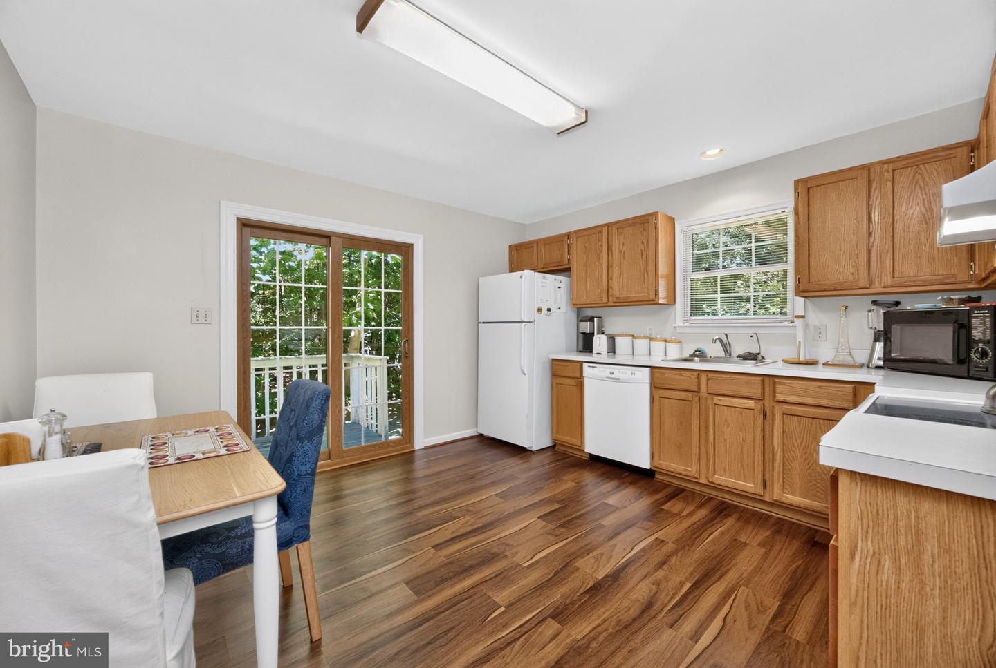 1332 Telegraph Rd Property Photo 6