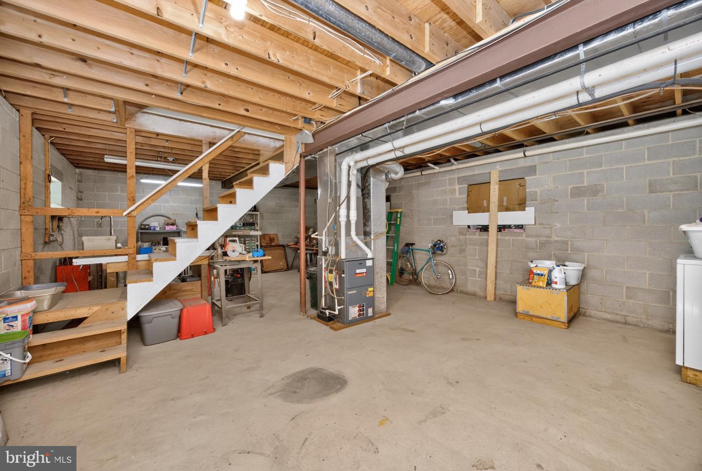 1332 Telegraph Rd Property Photo 14