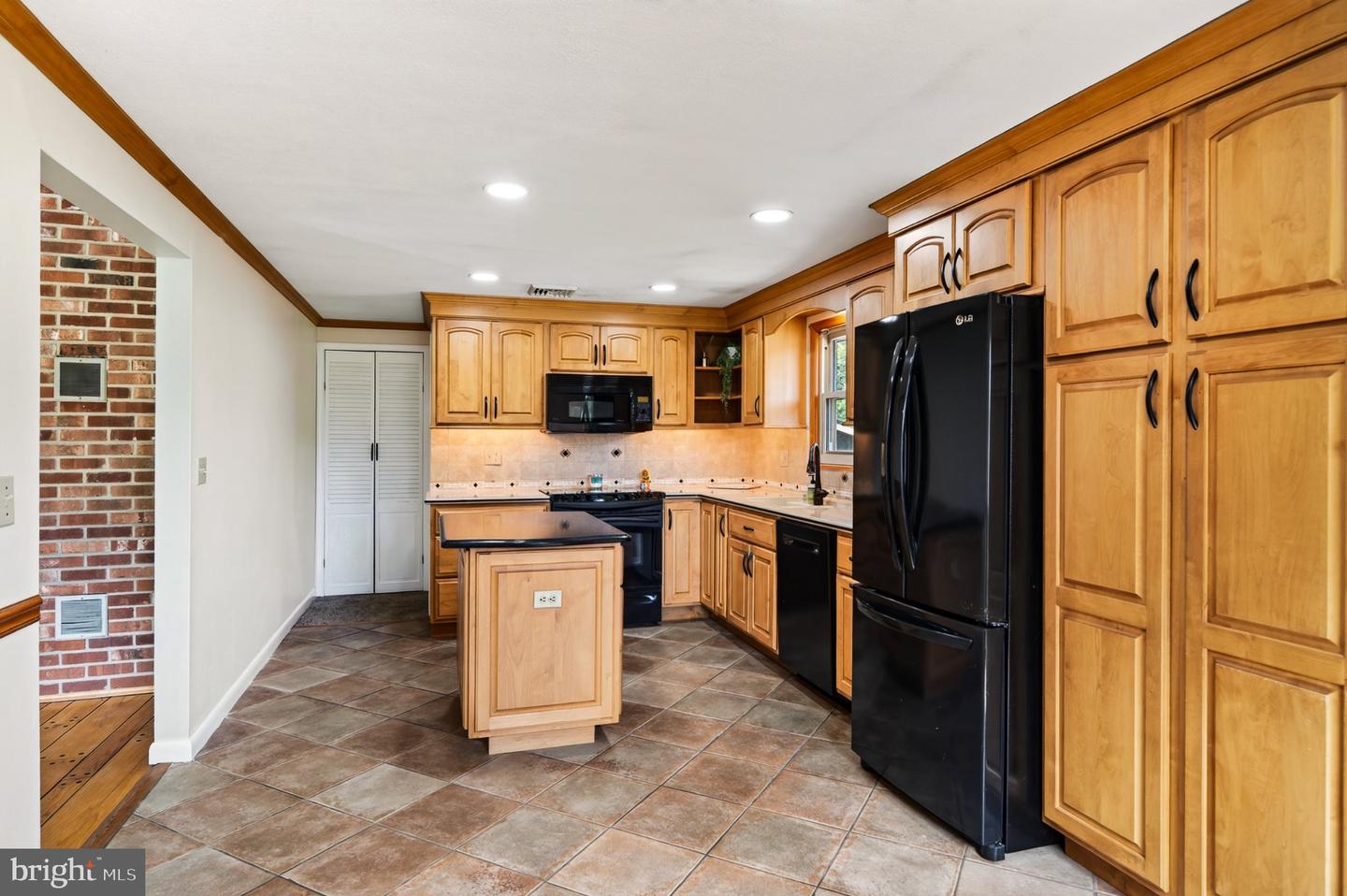 115 Windy Hill Rd Property Photo 12