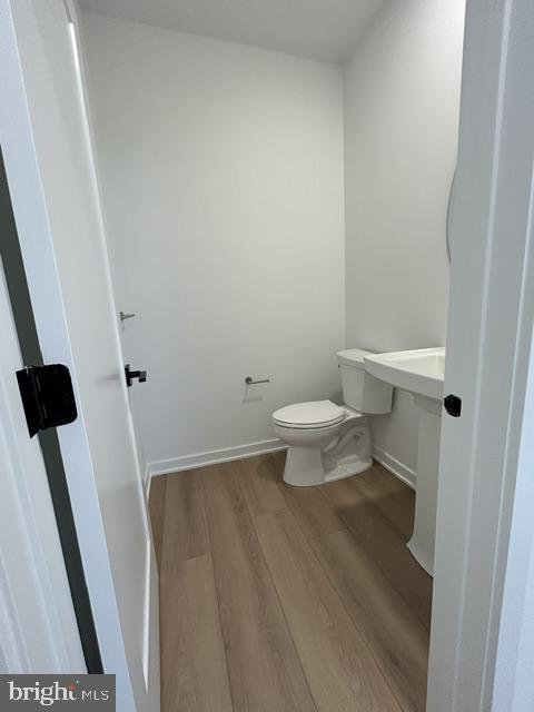608 Kemlyn Rd Property Photo 7
