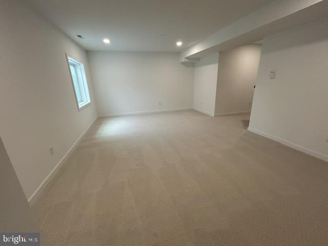 608 Kemlyn Rd Property Photo 9