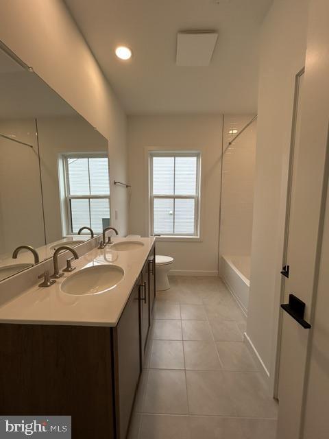 608 Kemlyn Rd Property Photo 14