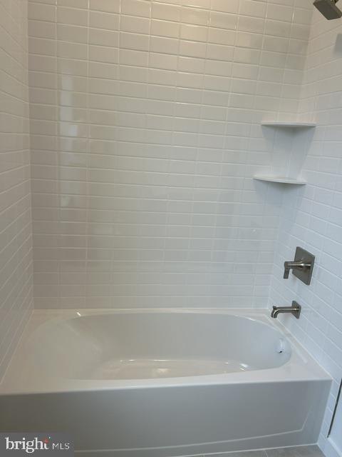 608 Kemlyn Rd Property Photo 15