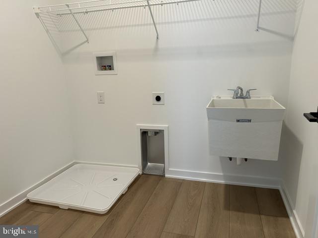 608 Kemlyn Rd Property Photo 16