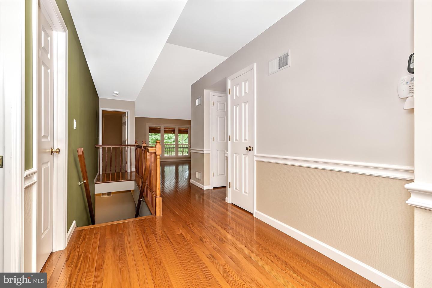 207 S Pine St Property Photo 4