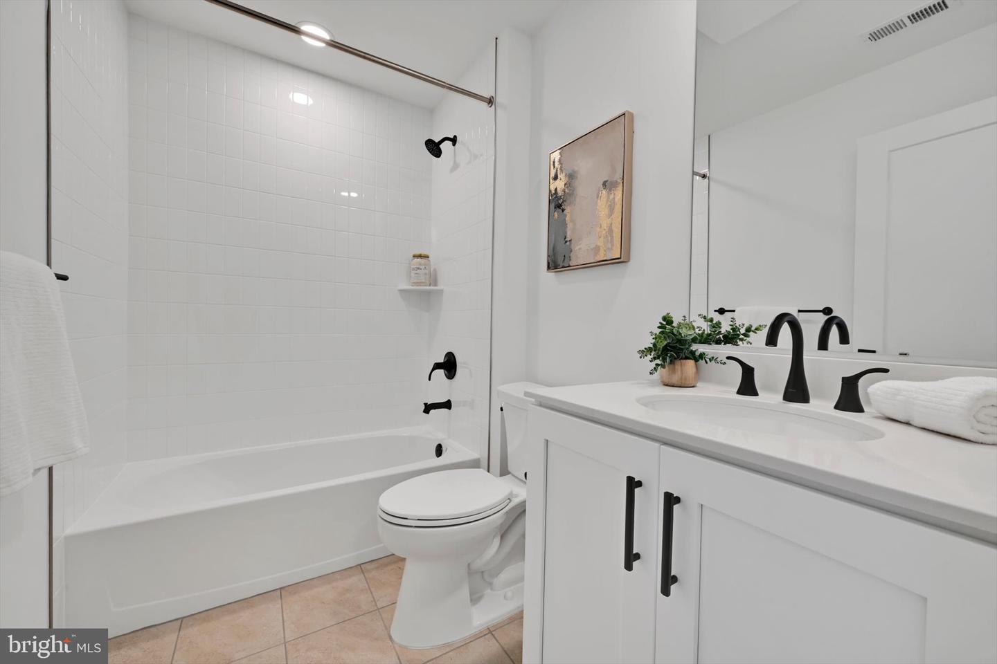 112 Camryn Ct Property Photo 23