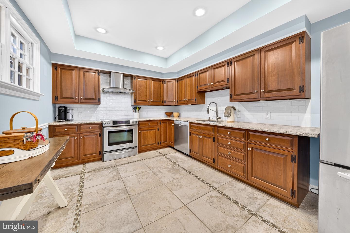 206 Price St Property Photo 13
