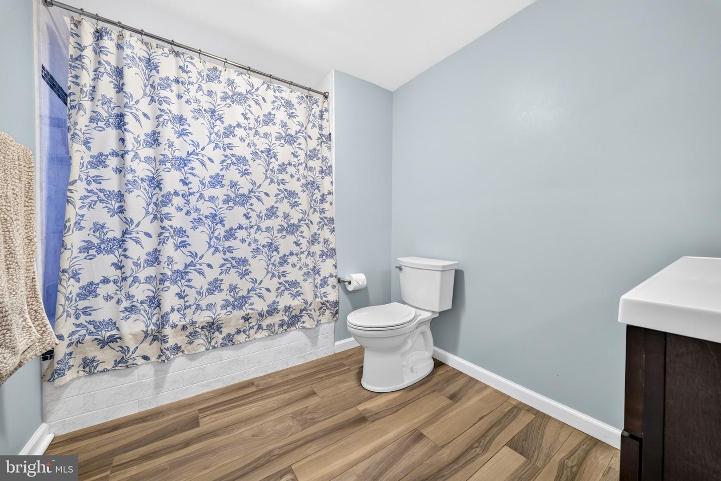 206 Price St Property Photo 18
