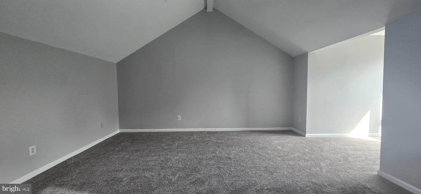 57 Main St Property Photo 21
