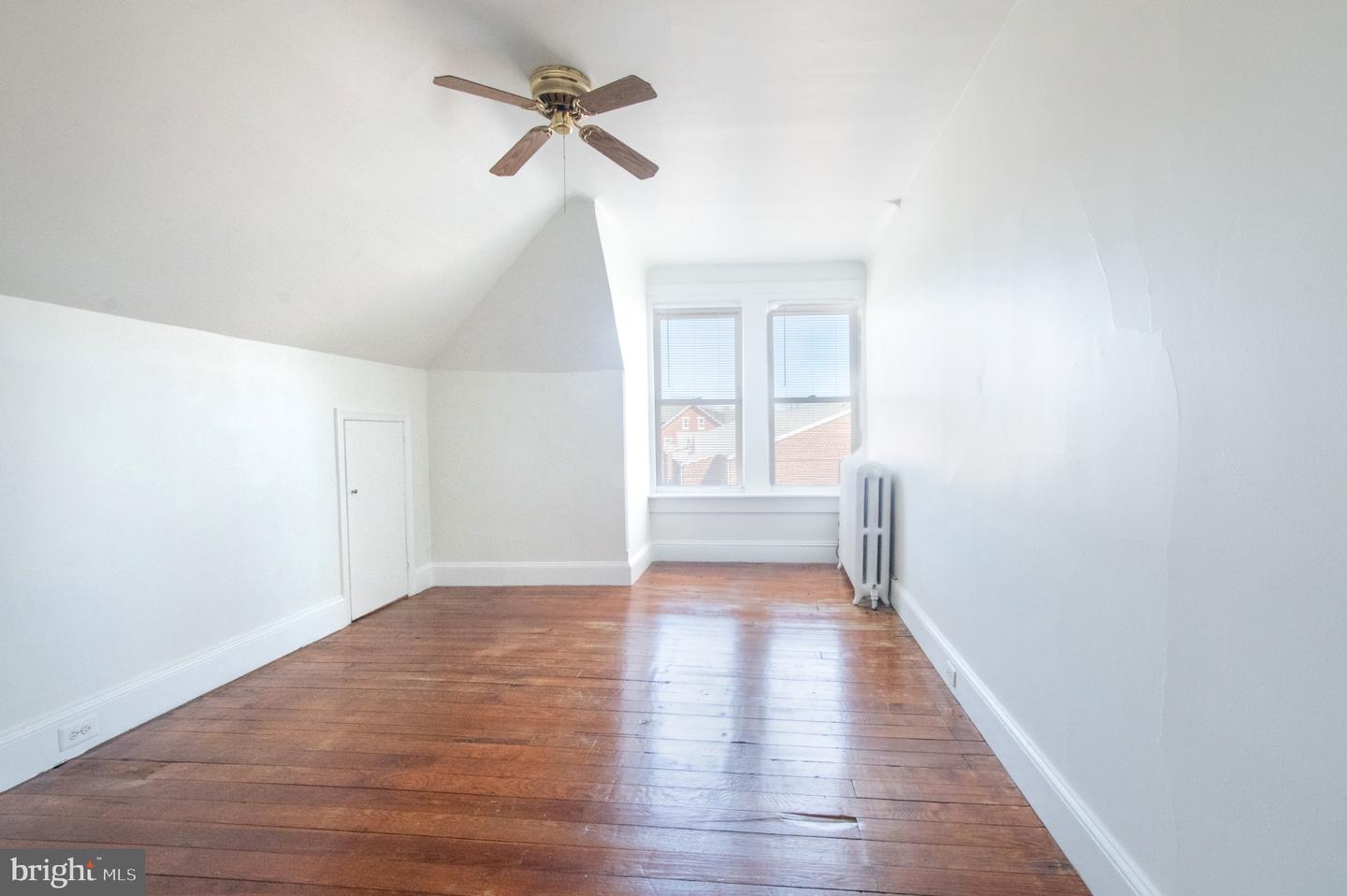 401 W Washington St #2 Property Photo 14