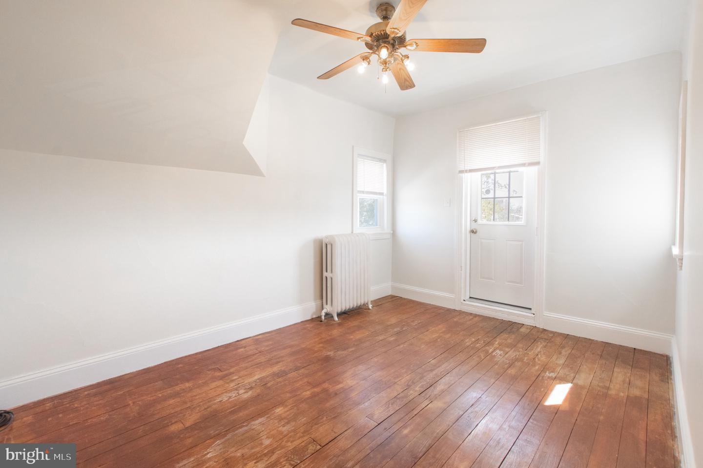 401 W Washington St #2 Property Photo 15