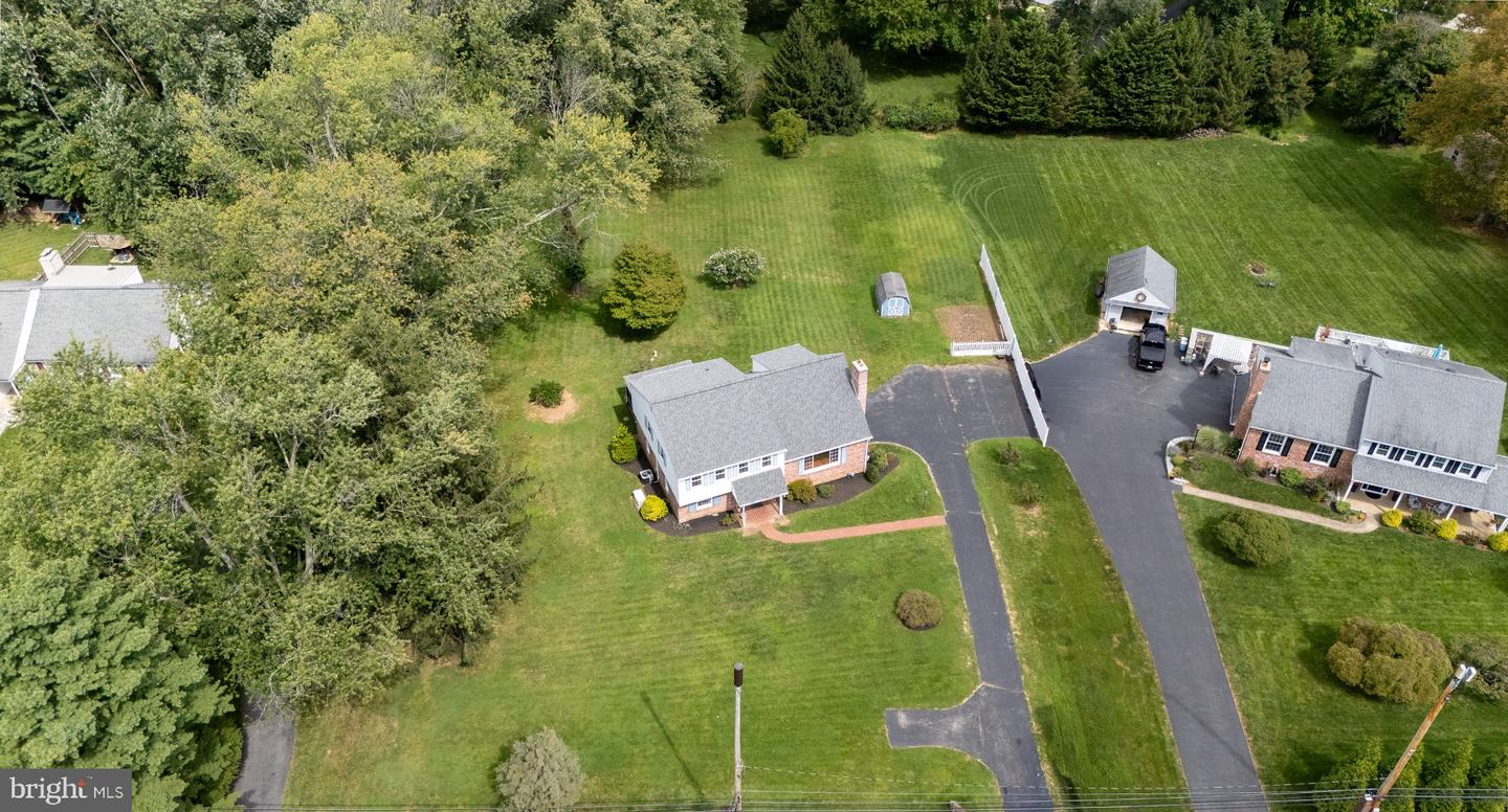 963 Darby Paoli Rd Property Photo 2