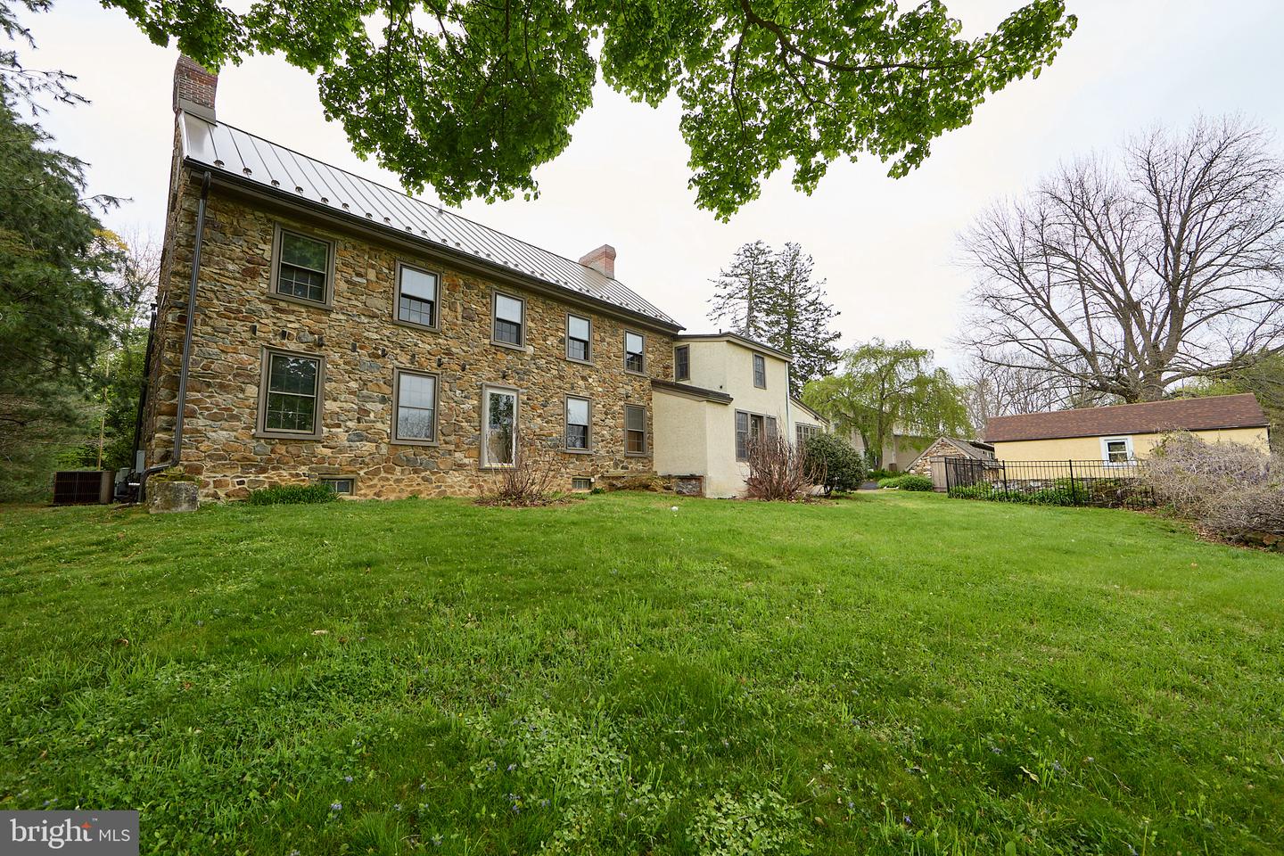 525 Raspberry Ln Property Photo 15