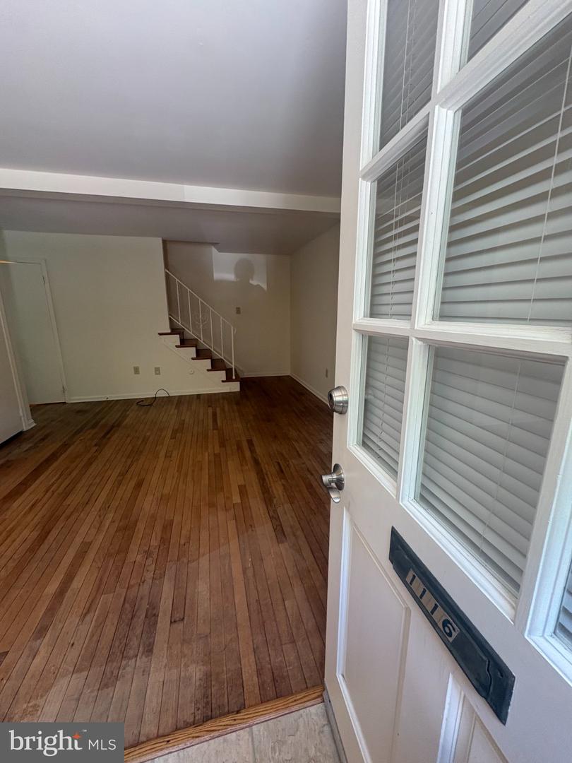 1116 Wayne Ave Property Photo 1