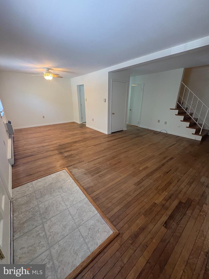 1116 Wayne Ave Property Photo 2