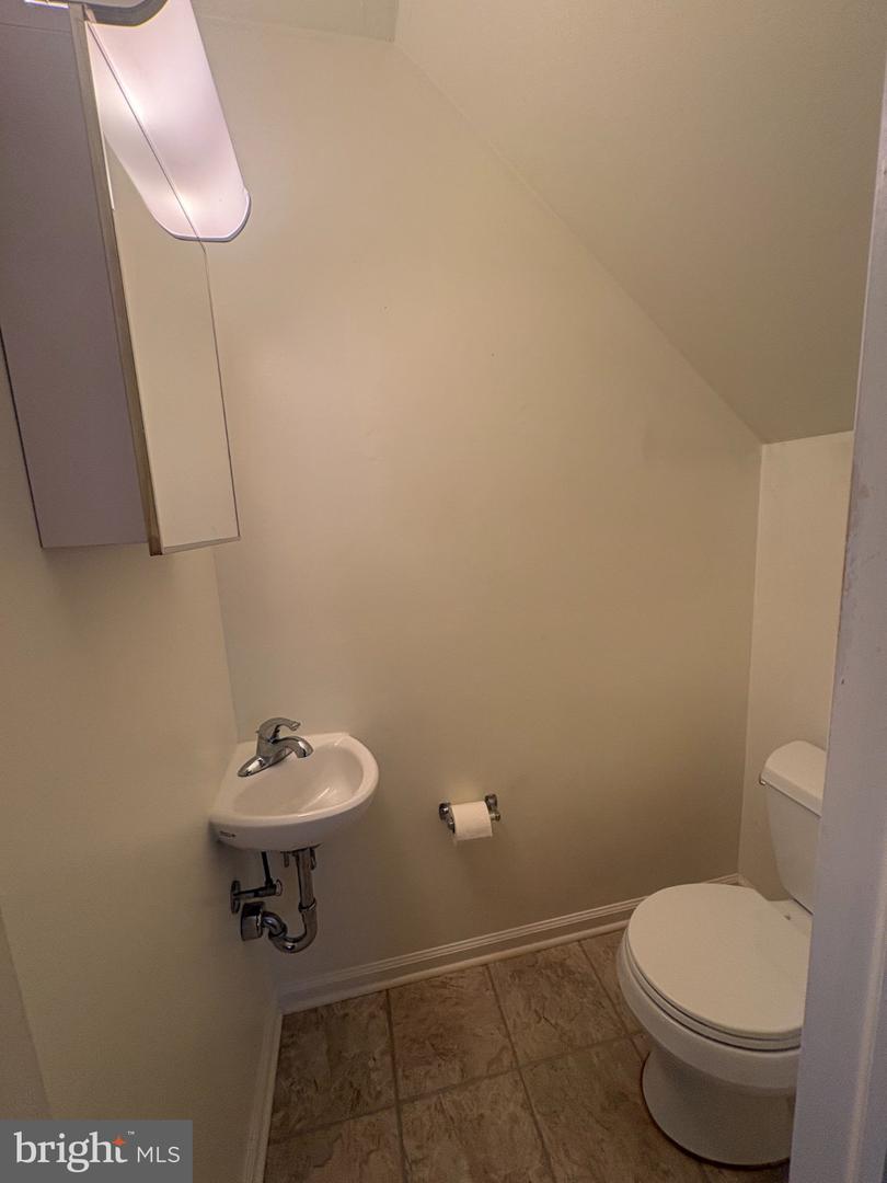 1116 Wayne Ave Property Photo 11