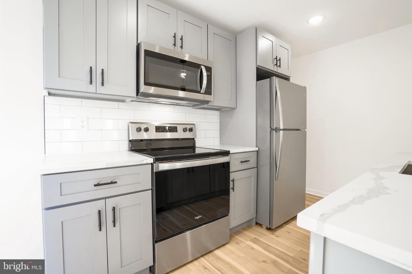 228 Bridge St #1 Property Photo 8