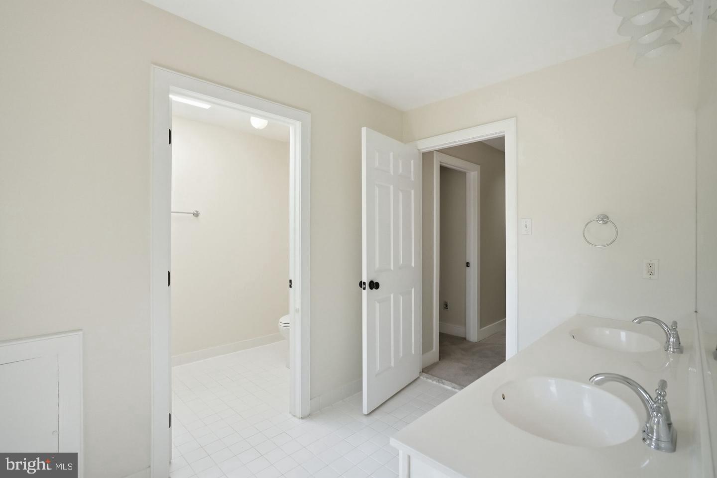 335 Ridley Creek Ln Property Photo 77