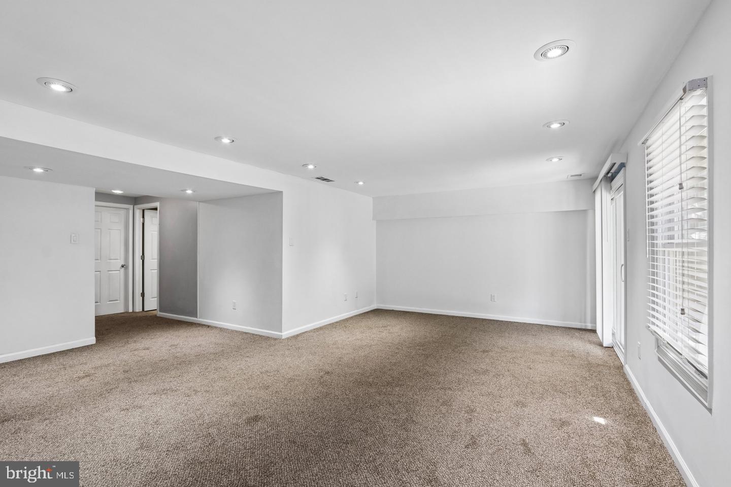 74 Soldiers Sq Property Photo 29