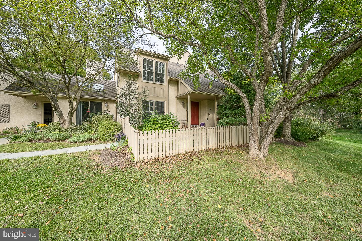 431 Chandlee Dr #233 Property Photo 1
