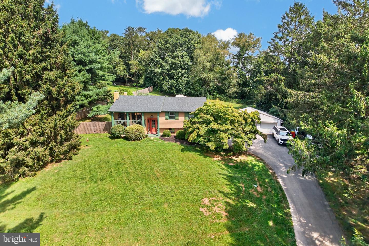 625 Locust Grove Rd Property Photo 1