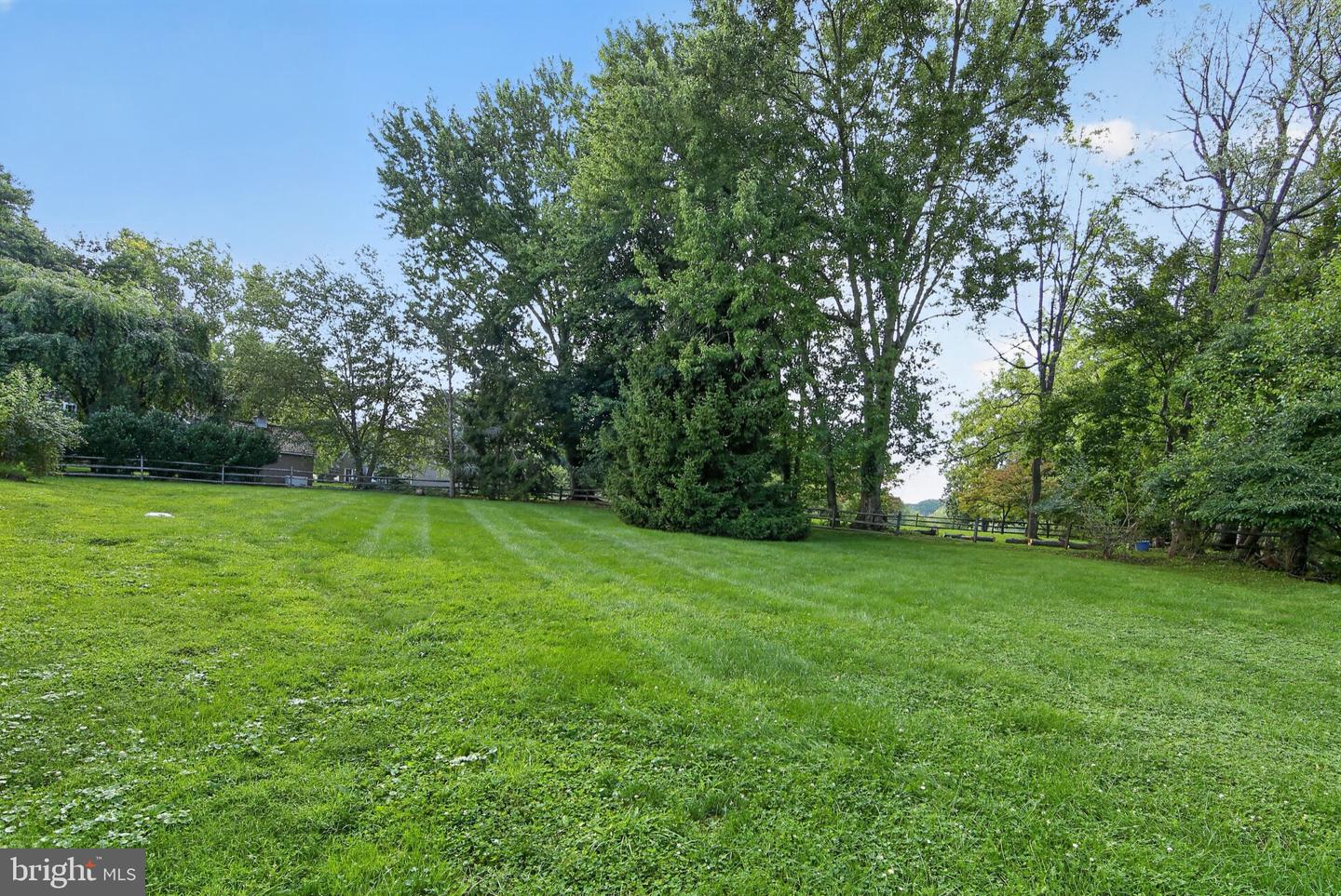 1211 Street Rd Property Photo 3