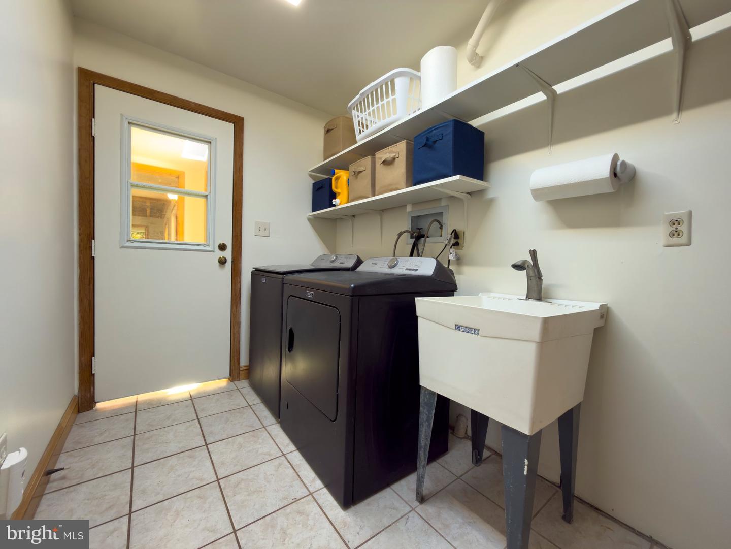 100 Russell Rd Property Photo 29