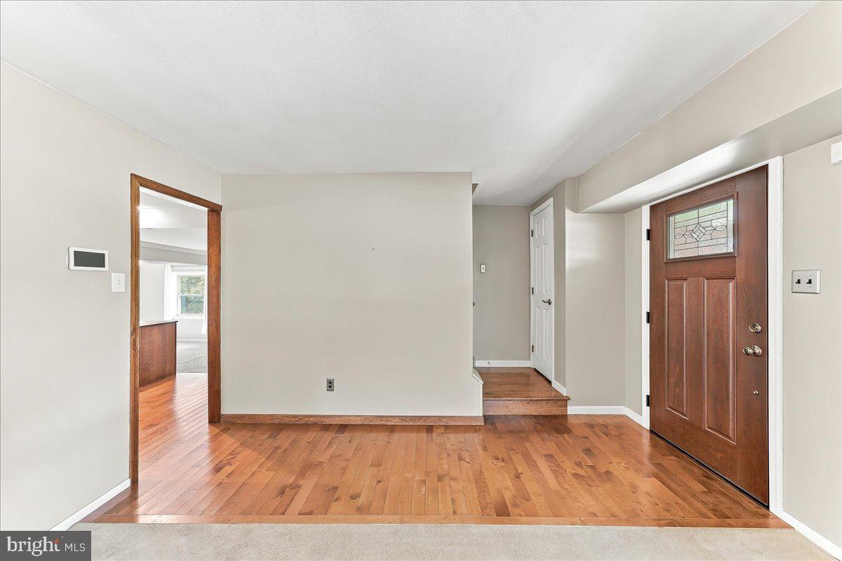 204 Colwyn Ter Property Photo 3