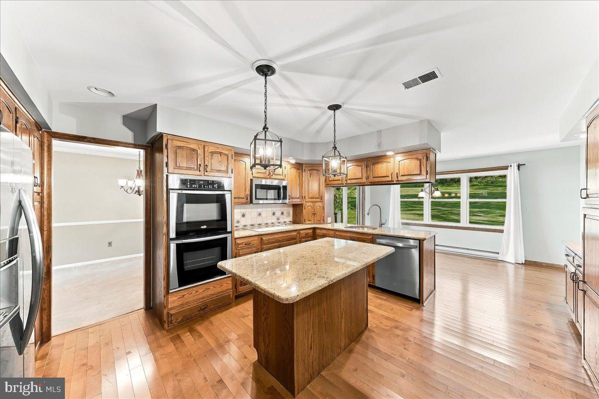 204 Colwyn Ter Property Photo 11