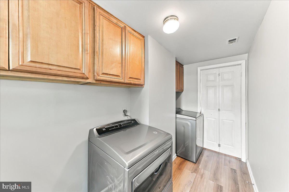 204 Colwyn Ter Property Photo 22