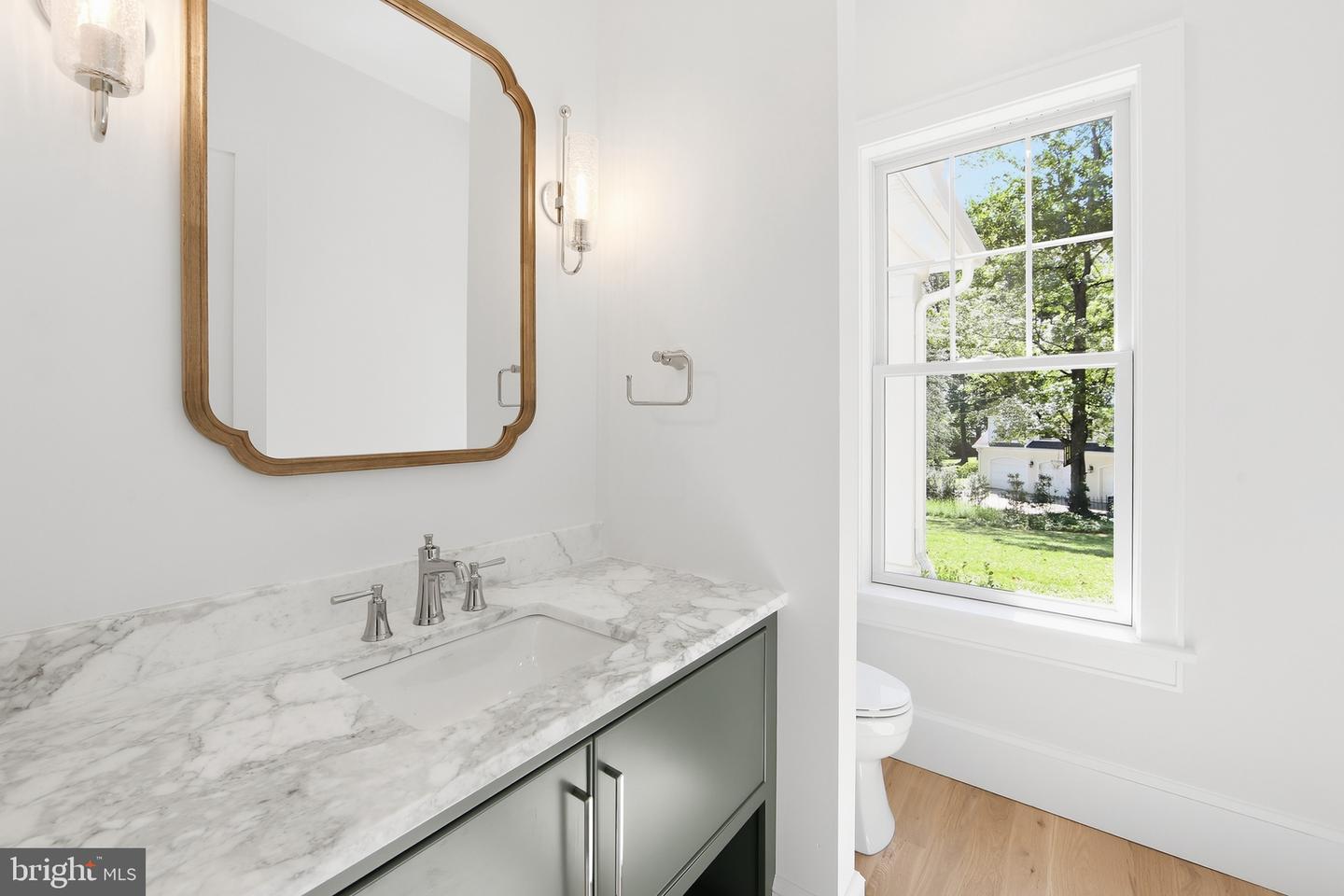 2074 Fox Creek Rd Property Photo 25